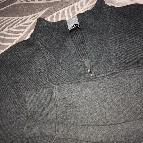 kirkland sweater - Picture 4 of 4